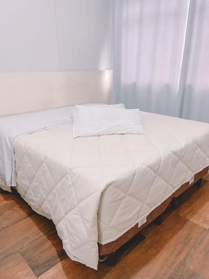 לאגס Hotel Nacional Coral